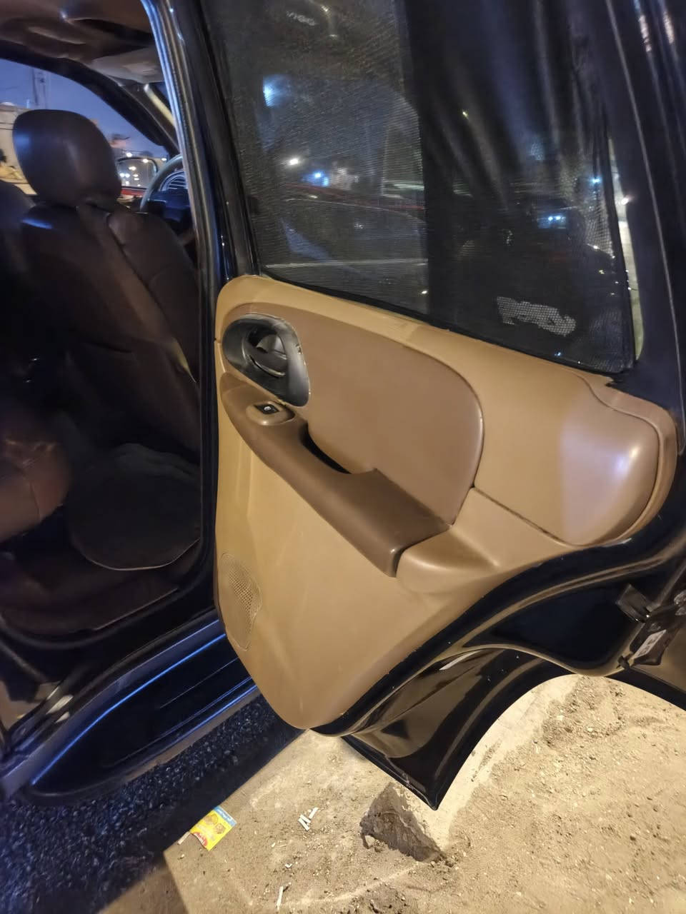 بلايزر كفاله من كص سياره جاهزه متومه شمالي كير مكينه تبريد حداده طخم تاير جديد سياره طخم تاير جديد  مكانه البصره سعر ٤٥ وبيه مجال ***********
