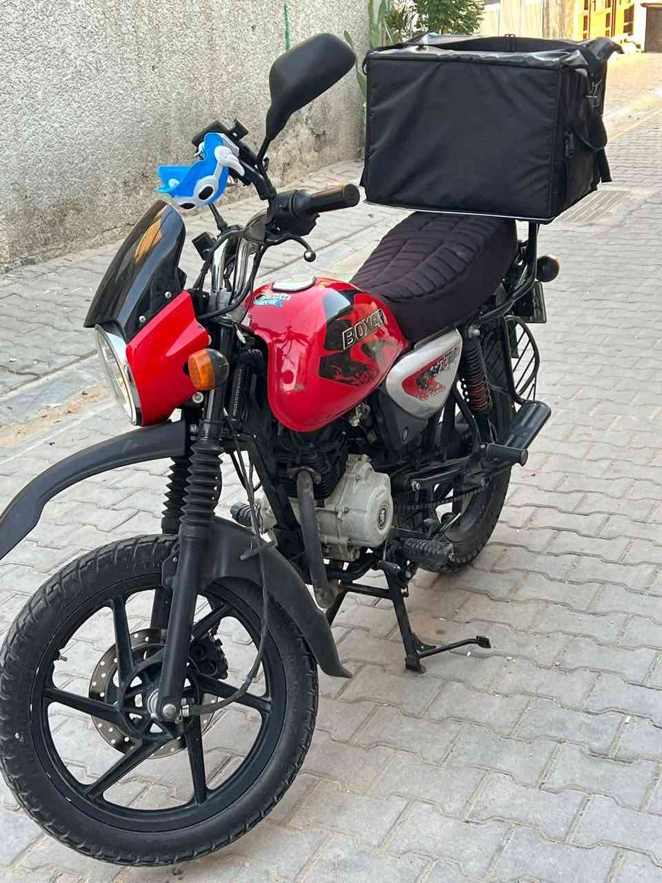 سلام عليكم دراجه بوكسر موديل ٢٣ رقم بغداد لوحات نكليزي دراجه مكفوله كفاله عامه ما نقصهه اي شي كلشي بيهه شغال سعرهه مليونين بيه مجال بصيط
*********** بغداد لشعب حي اور
