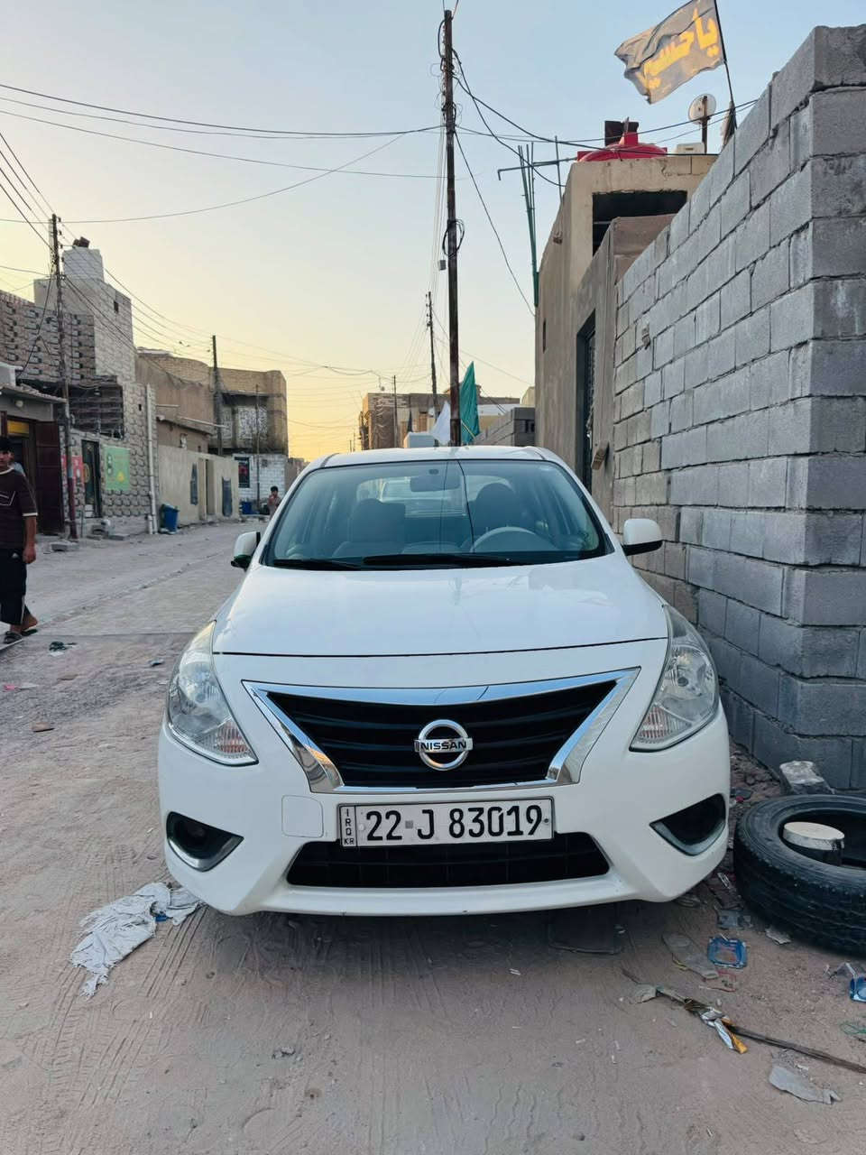 نيسان صني هندي موديل 2024 
ماشيه 32الف كفاله من الضربه وتبديل  
فقط دحجه في الباب  صفحئ العبري ضرر بسيط مثل ما موضح في الصوره 
كير محرك كفاله برغي ما مفتوح بيها 
كلشي ما ناقصها 
سياره ما ناقصها اي شي 
السعر 117$ وبيها مجال 
في البصره الزبير 
للستفسار ***********
