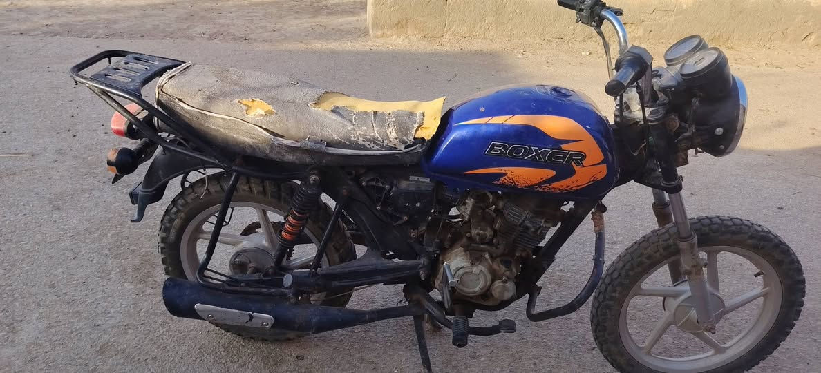 دراجه بوكسر شرط شغل موديل ٢٠١٨ أوراق  صفاحيات مالته موجوده دراجه عوزه ترتيب
سعره   450وبيه مجال  مكان ناصريه سيد دخيل تواصل***********
