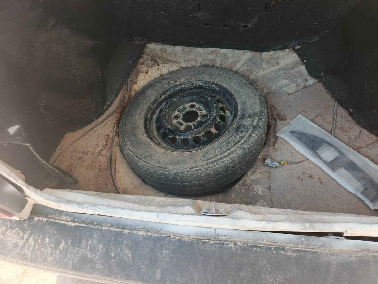 سايبه للبيع كربلاء المقدسة سيدين شهداء الموضفين مكينه كير خير من الله شواصي معمره خياسات ملكطه كهربائيت كل شغاله 20بيه مجال مداور ثاني يوام ***********عليه غرامه 100
