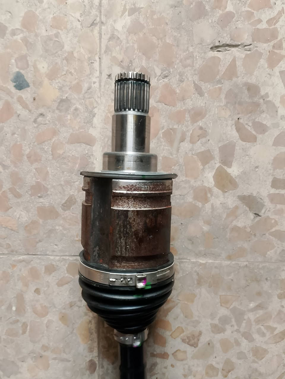سلام عليكم 
درايم شفت هايبرد راس مالته يرادله تبديل سعر 65 موديل 23 
بصمه اصلي سعر75 
للاستفسار *********** 
مكاني بغداد
