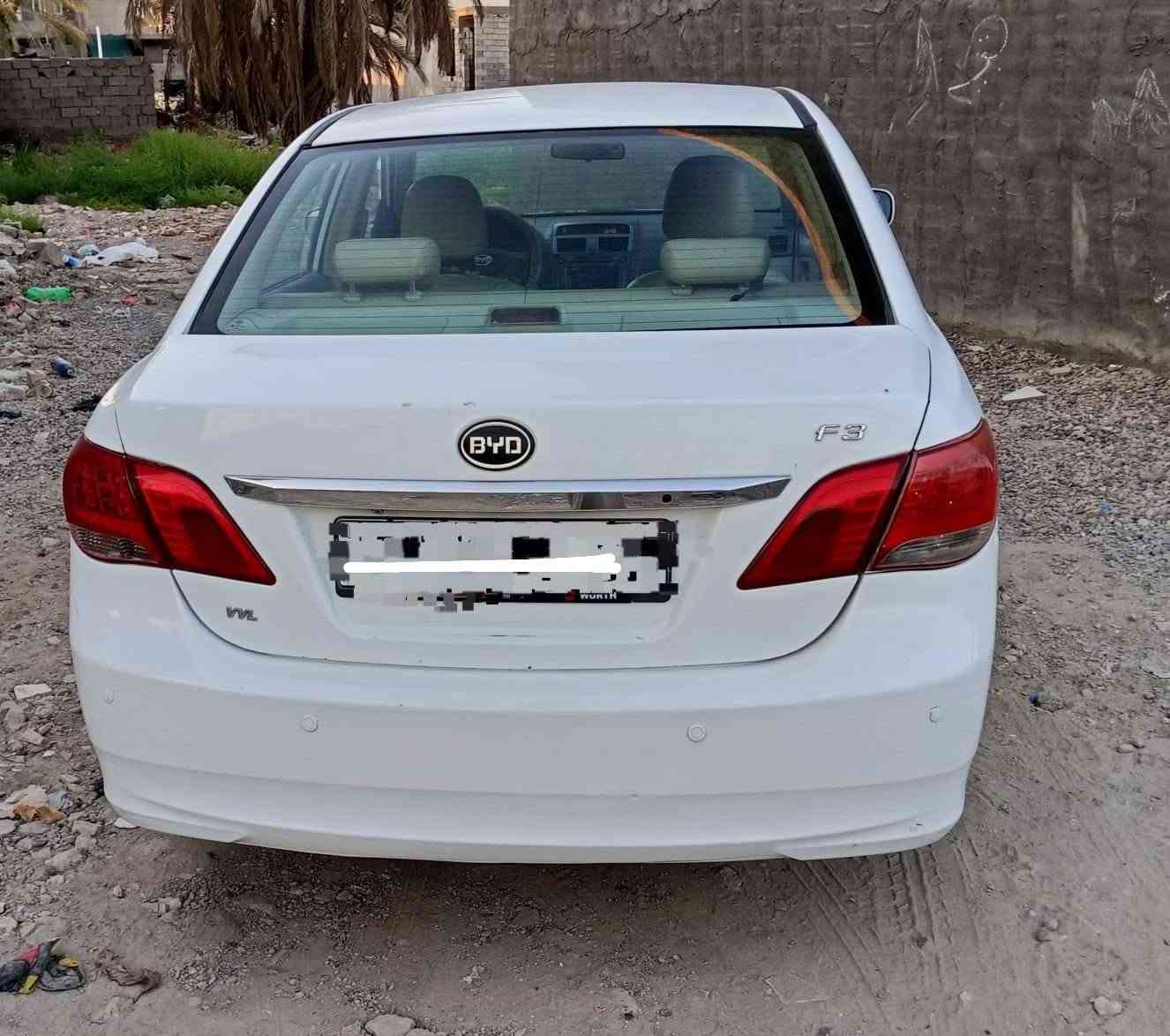 السلام عليكم ورحمة الله وبركاته
سيارة byd f3 2014 للبيع كير و محرك مكفولات لا ت بخير ولا تنقيص سيارة نظيفه رقمها سليمانية سنوية 2031 مابيه نواقص شغل وتطلع سعر ٥٠ وبيه مجال بسيط رقم *********** بغداد سويب الدوانم
