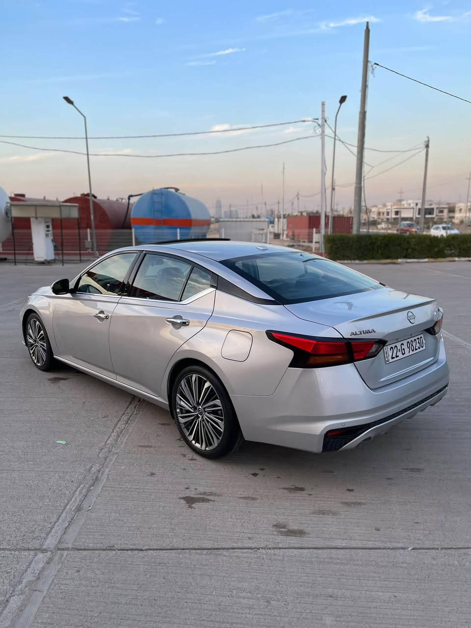 Nissan altima 2023 SL fulll
سه يارەکە تەنها بونيت و چە ملخ بوياخە ، ٦٠ هەزار مايل رؤشتوە

رەقەم موبايل:***********

سحری ئەم سەيارەيە ١٧٥ وەرەقە

