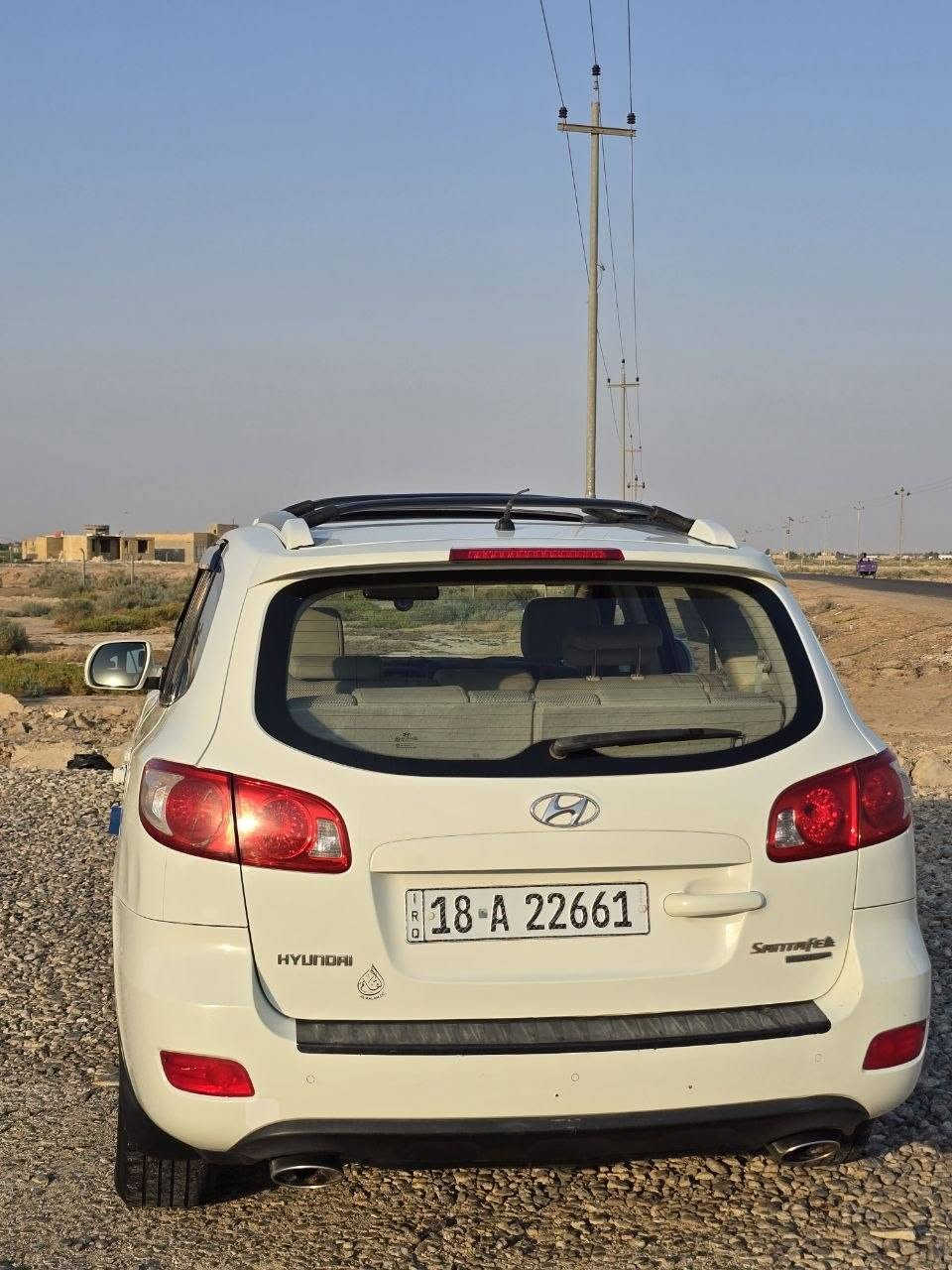 السلام عليكم للبيع فقط سنتافي موديل 2009خليجي فول مواصفات
6 سلندر 
حجم المحرك 3.300 
7 راكب 
كشن كهرباء
 مري شفط 
ثلاث قطع تبريد
سلايت روف 
كير محرك كفاله 
تخم تاير جديد 
تبريد شرط مال جناي السياره

رقم انكليزي سنويه ل 31هزه جديده قبل اسبوعين وبأسمي حصرا 
السياره جاهزه من كل النواحي 
كهربائيات سليمه 
كير ومحرك ما مفتوحات كفاله 
حدادية سليمه 
السياره نظيفة وما متعوبه
السعر 125 وبي مجال بسيط 

مكان السيارة ذي قار قلعة سكر  
للاستفسار ***********
*********** واتساب
