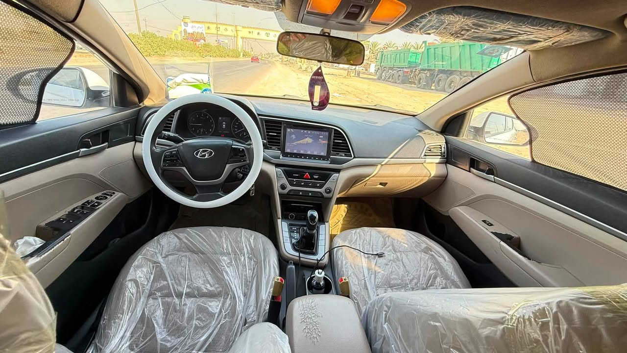 يالله سلام عليكم النترا 19 خليجي سوبر  فول عد البصمه بيه صبغ باب او بل قماره  كشرت او صبغتهن محرك كير تبريد تخم تاير باتري كله جديد رقم بغداد مكان سياره بابل سعر 125تصال ***********
