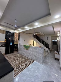 ١٠٠م • طابقين • جاهز للسكن