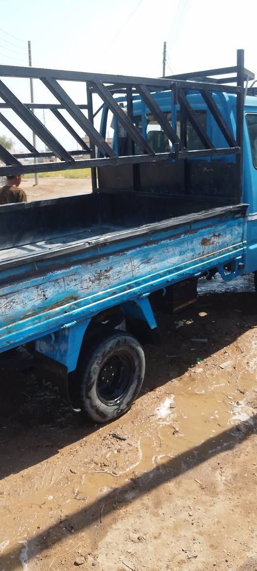بنجو موديل 92 6 شنقال سياره رقم ديالى باسمي سنويه لل 31 مشروع وطني تحويل مباشر مكينه بيها بخار شاصي رقم شاصي جير اكسن كهربائيات صدر تخم تاير كله جديد سياره بلاديه على وضع الشركه السعر 52 وبيها مجال مكان بغداد الحسينيه مال الراشديه رقم تليفون***********
