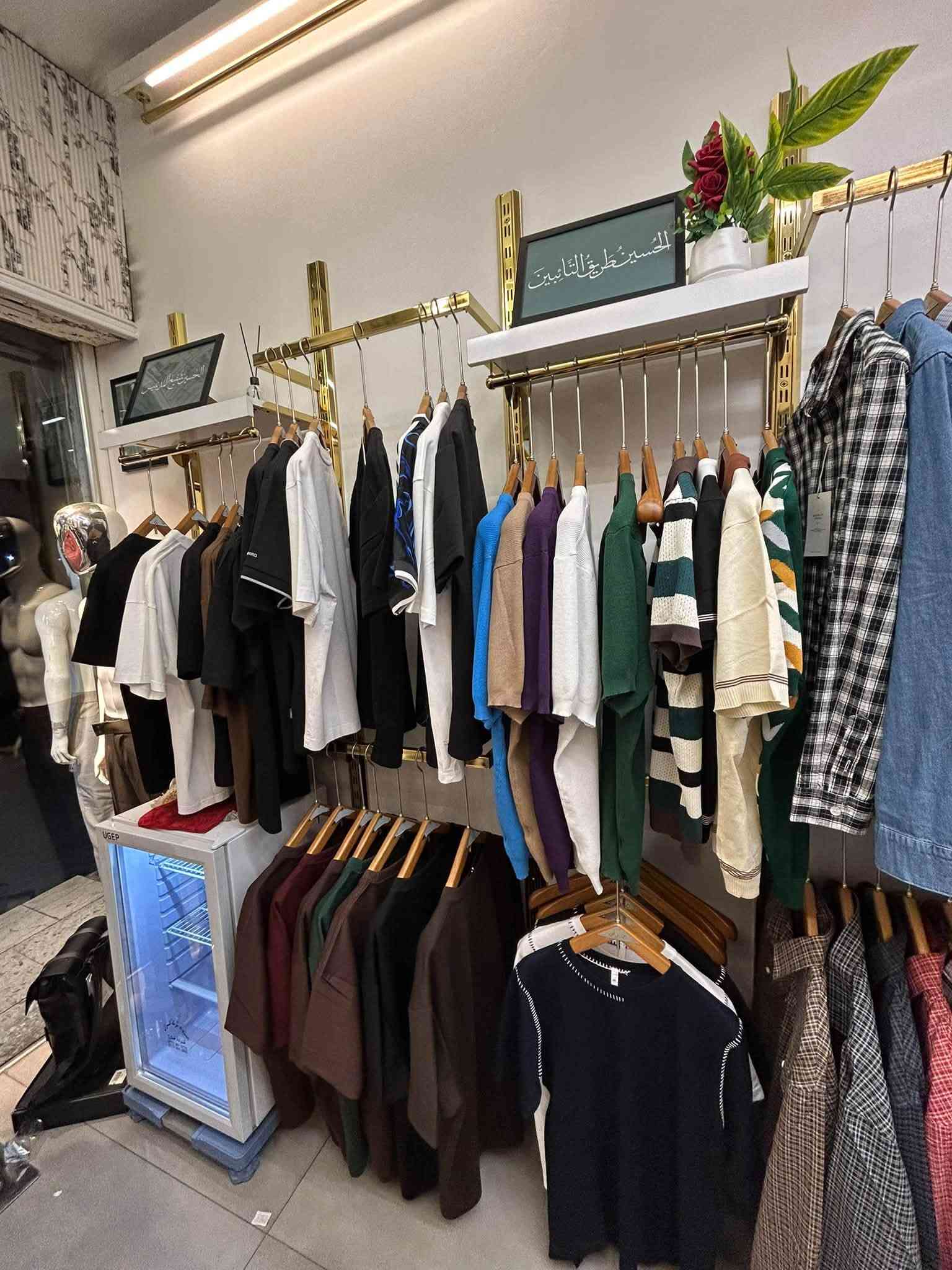ديكور محل البيع فاترينات ورفوف بغداد مدينة الصدر ***********
