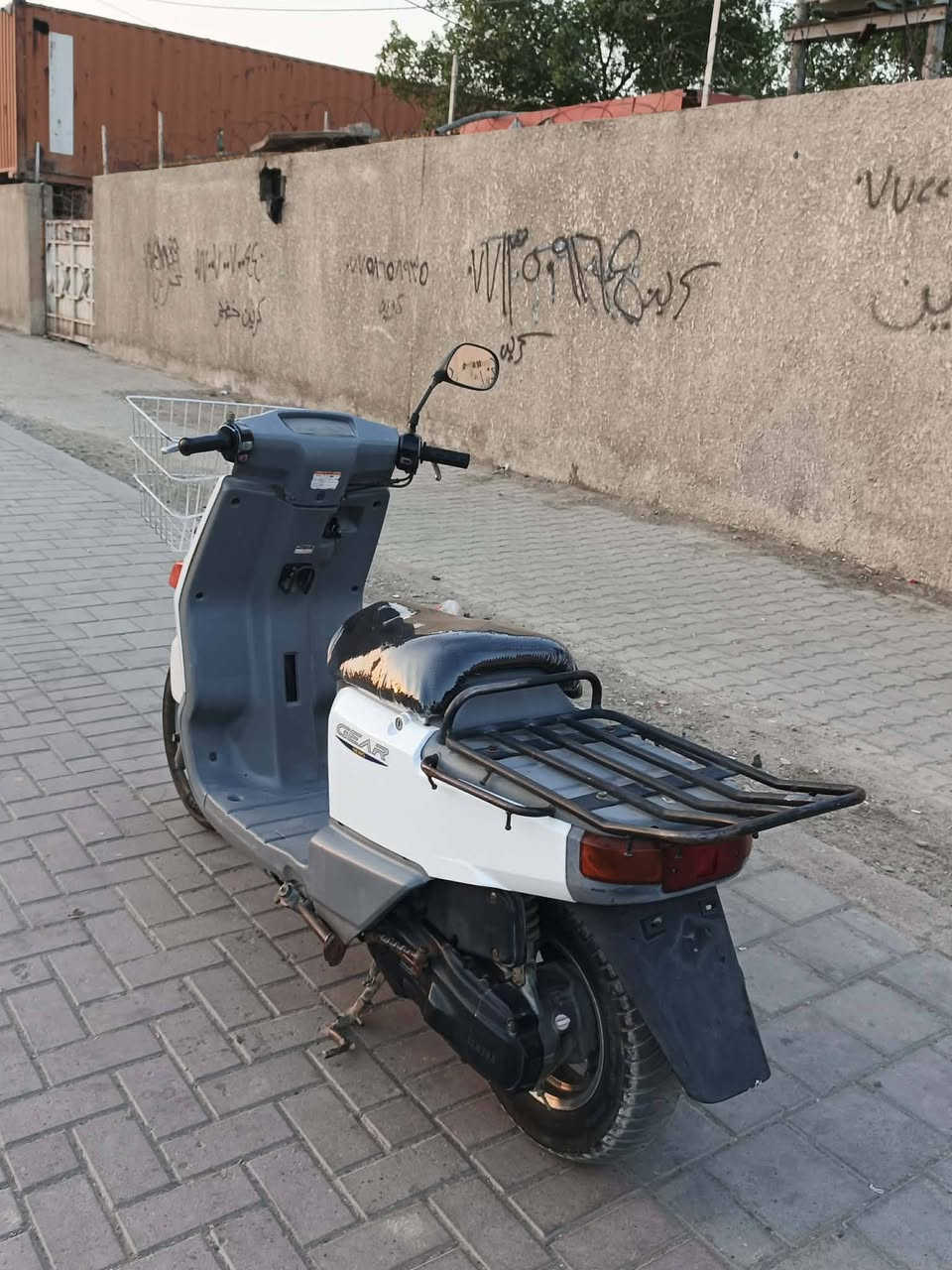 دراجه بيكم فحل بلاديه مكينه شرط على وضع الشركة جيب وياك فيتر يفحصه شرط اذا مو بلاديه تاخذها هديه مني الك كهربائيات كلهه شغاله استان صفح كهربائي شغال  زوج تايرات جدد اوراقها موجوده العنوان جميلة  السعر 525 
الرقم *********** الشراي يتصل
