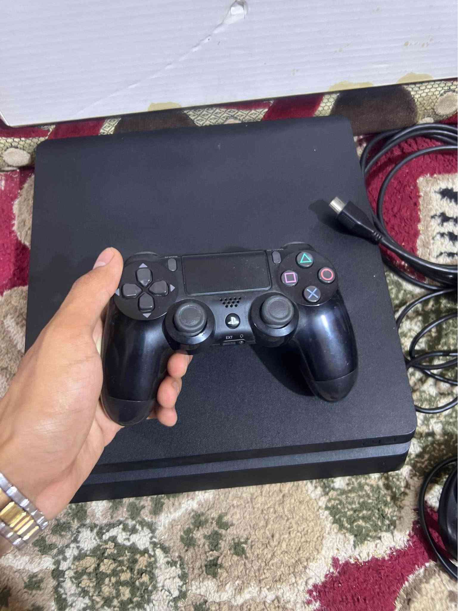 سلام عليكم 
بلي 4 سلم مهكر هارد 1 تيرا اخو الجديد شرط فحص وضمان تجي تفحص والك بي ضمان 
كامل ملحقاتة وجوستك شرط الاصلية وكارتونة وكيبلاتة
بي العاب 
1 - جيتي اي 5 
2- درايفر فايث سيتي المحسنة
3- درايفر سان اندرياس 
4- فيفا26
5- بيس 26 
6- بيس 13
7- كول اوف ديوتي الطليعة
8- ذا لاست اوف اس المحسنة 
9- كريتوس راكنروك 
10- ايام مضت 
11- ماين كرافت 
12- ‏Time Crisis 2
وتكدر تضيف بعد العاب
مكاني البصرة الجمعيات السعر 250 
*********** البصرة, العراق
