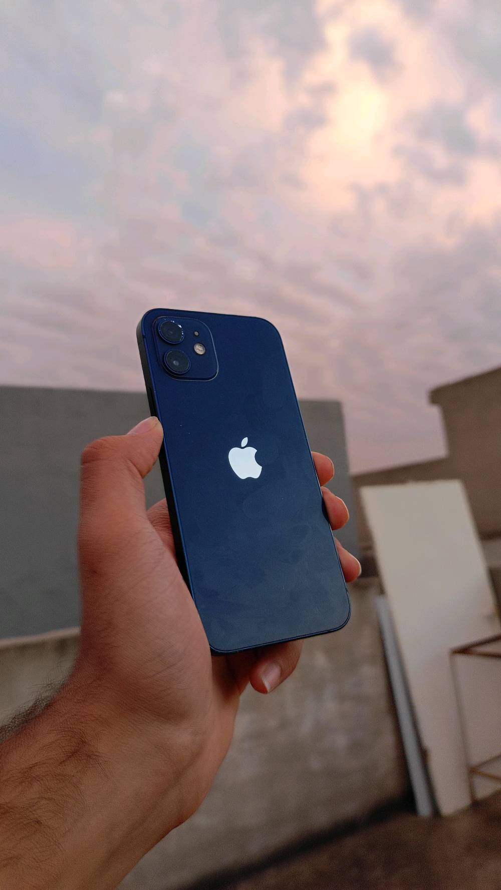 ايفون ١٢ • ٦٤ • بطارية ٧٧٪