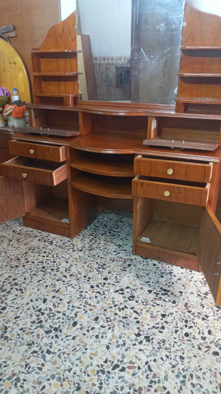 ميزتواليت صاج تزكام مستعمل ارتفاع متر عرض متر و50 سم عمق 40 سم السعر 150 وبي مجال العنوان بغداد حي الإعلام سوق اميمه  حي الشباب نهايته الشارع فرع ماركت فريش موبايل عراقنا وتساب بي 
*********** 
***********
يوجد توصيل غير مجاني داخل بغداد فقط
