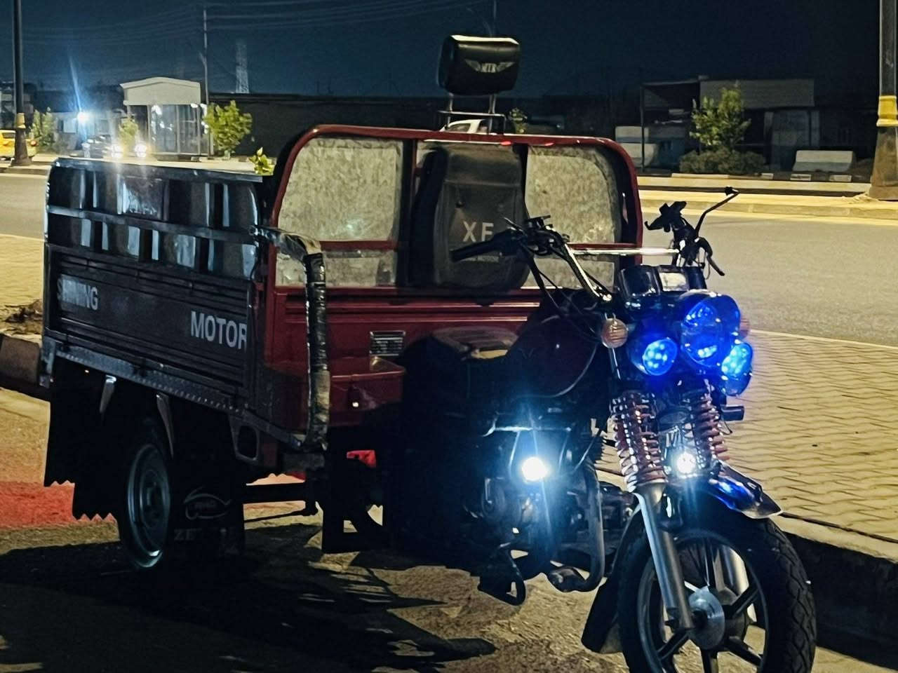 ستوتة للبيع لگطة ابلاش
السلام عليكم 

مستعجل للبيع عندي ضرف والله جوةال 2:500 بربع دينار  لتجي خلااااص موديل 2024 مسجل نظافة گدامك وتجي تفحص ضمان محرك والسرقة غيرها لا اعرفك ولا تعرفني لان فلوسها يطلعن بوجهن بس الشراي يجي خاص او يتصل عالخط ***********
