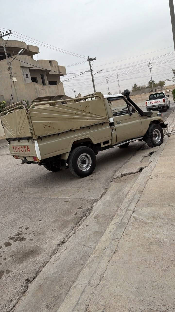 شاحنة • للبيع • ٣٥