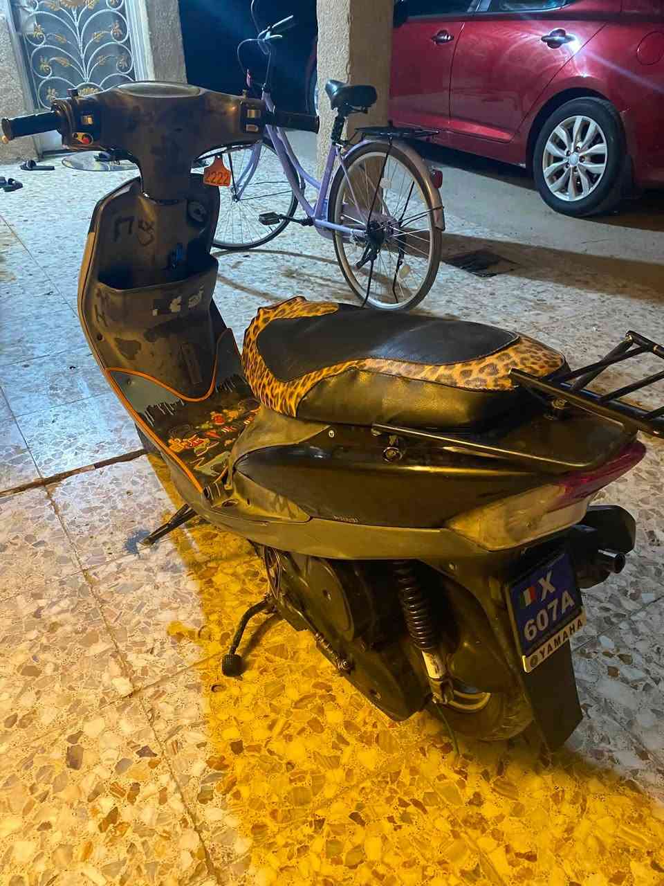 سلام عليكم دراجه منغولي الدراجه شلعه ومعدل تخبل نضافتها شوفت عينك يرادله بستم الدراجه طافيه الشاير شغاله الكهربائيات كلها شغاله ب٣٥٠وبيها مجال حصوه حي الشهداء ***********واتساب فقط أو ع خط
