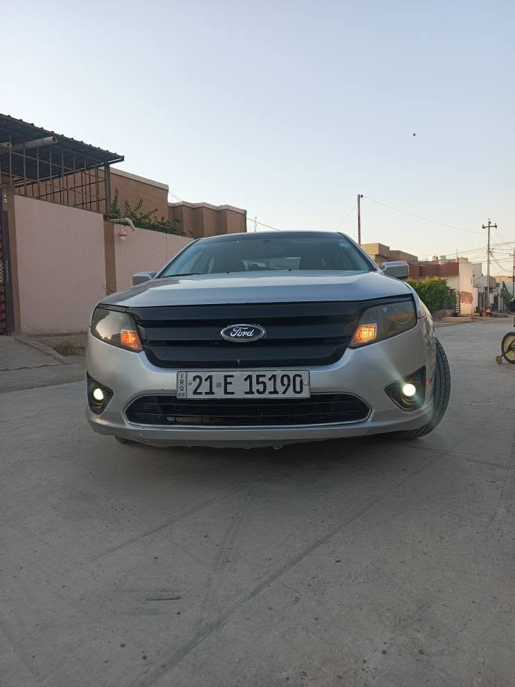 Ford fusion 
مواسەفات SE ٢٠١٠
بێ بۆیاخ  ، 
گێر ئۆتۆماتیک
چوار جام کارەبا
حاسەی بەگ 

مەکینە 3000🚀v6  پستۆن 
هەموو گیانی بەشەرت
تەبرید سارد و گەرم 
سعری 72 $ گەڵاو معامەلە ی کە م
*********** شمشمل, السليمانية
