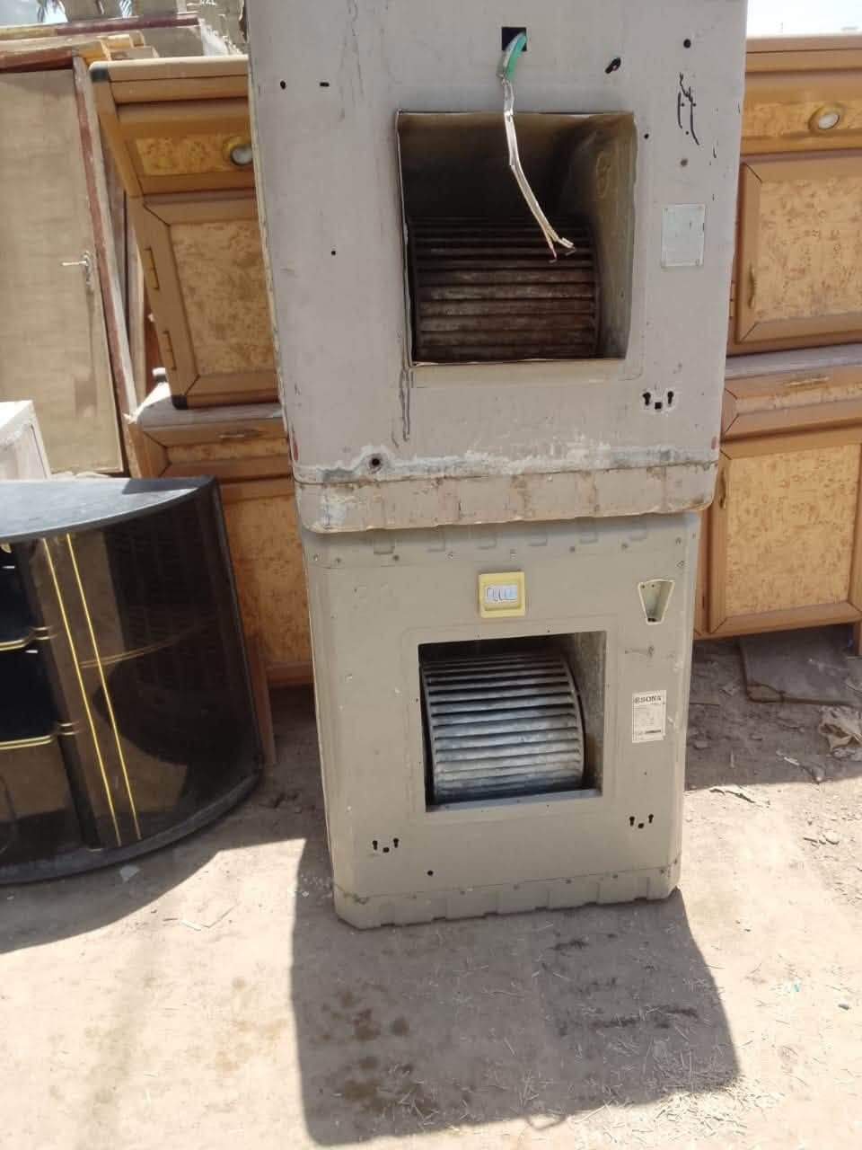 مبردات حجم واحد ونص وثنين ونص نظيفات فول شغالات كاملات سرع واتربام 
موقع كاطون الرحمه قرب جامع صهيب الرومي مجاور. سمى ماركت الاستفار خاص أو واتس ع رقم 
***********
