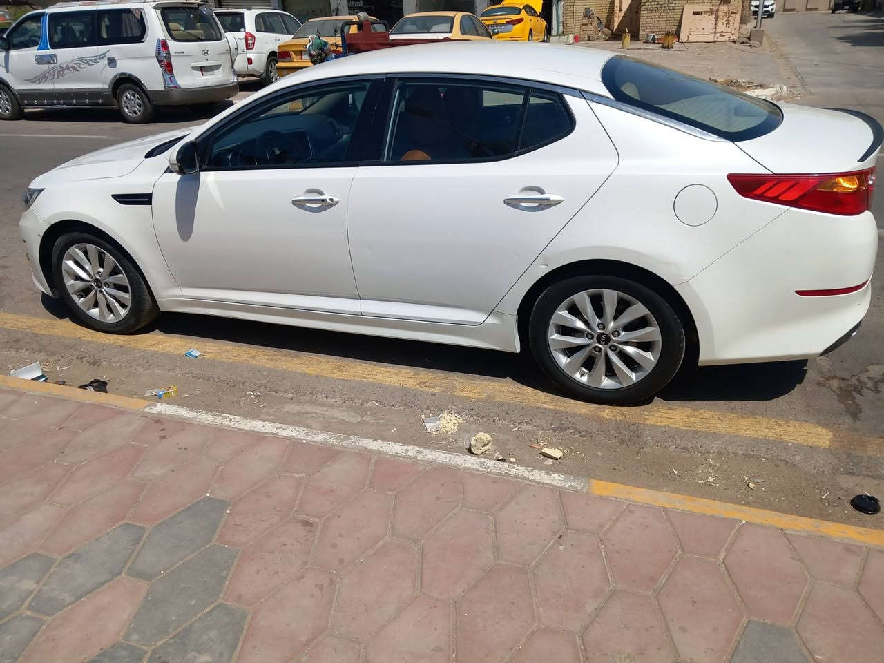 اوبتما وارد خليجي 
رقم بغداد
 موديل 14 شكل ل 15
 المواصفات 
محرك 2400  دوش
بصمه كشنات جلد تبريد قطعتين لمس شفتات استيرن جهتين  حساس امامي خلفي ويل 17 يدات نيكل داخل وخارج
 كفاله عامه عدا بارد بسيط بالبنيد 
السعر ب142 وبيه مجال بسيط 
العنوان واسط نعمانيه 
موبايل ***********
***********
