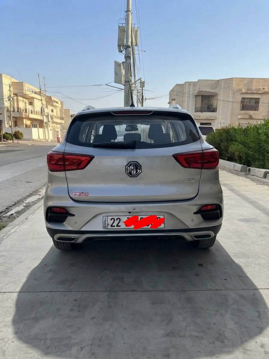 MG ZS STANDARD 2024
سعرێکی خوار بازاڕ✅
سەیارەیەکی تا بلێی جوان و پاک 
گێر مەکینە تەبرید تەقە و ڕەقە بەشەرت
ماوەی رۆیشتن ٣٦ هەزار 
سەیارەیەکی یەک دەستە
تەنها ٢ جێ PDR بچوکی هەیە.
ئەگەر موشتەریت نامە بنێرە.

للبيع: إم جي زي إس (MG ZS) - موديل 2024
 الحالة: سيارة بحالة الشركة، نظيفة جداً وخالية من التخماش.
 الممشى: 36 ألف كيلومتر فقط.
 الملكية: استلام أول (سەیارەیەک دەست).
 المواصفات والشرط: الجير، الماكينة، التبريد، ونظام التعليق (التقتە و ڕەقە) مشروط بالكامل وبحالة ممتازة.
ويوجد فقط  (PDR) صغير جداً في قطعتين .
کلش سلیم✅
