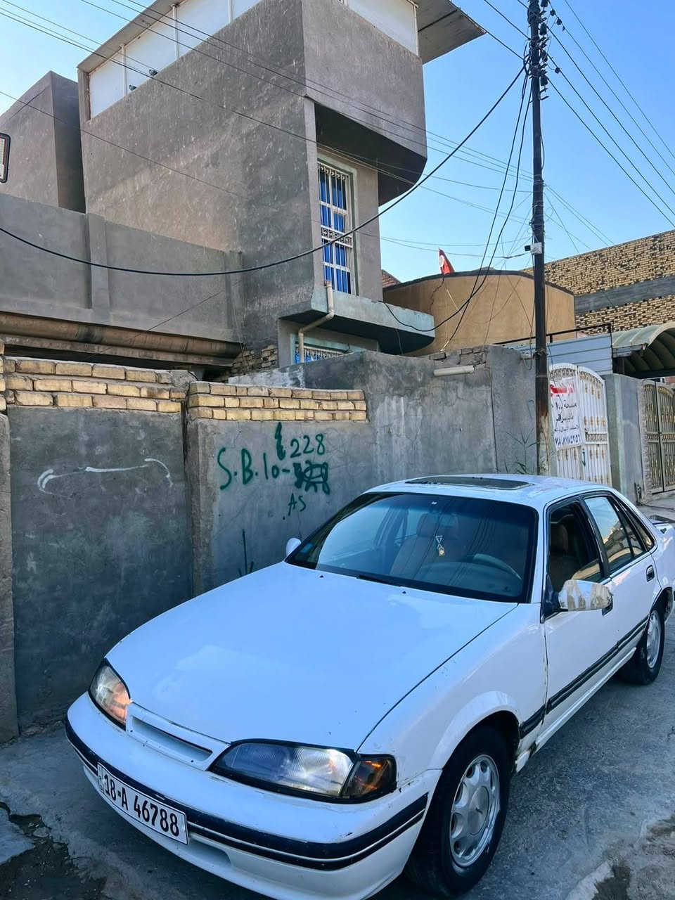 السلام عليكم برنس موديل 94 كيرو محرك حداديه وتخم تاير بجيس رقم انكليزي بابل سنوية لل 27 سعر السياره   28   وبيها مجال حك الجيه الرقم والاستفسار*********** مكان السياره حله شارع 80
