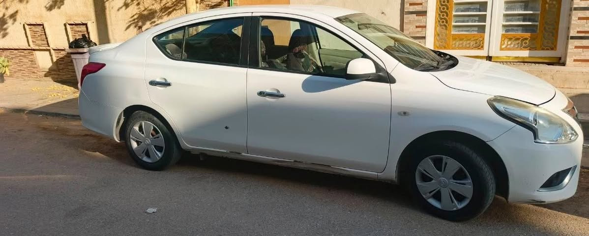 سلام عليكم
صني هندي 2020
ماشية اقل ال 92 
رقم اربيل
المكان نجف

السعر 110
للتواصل***********
