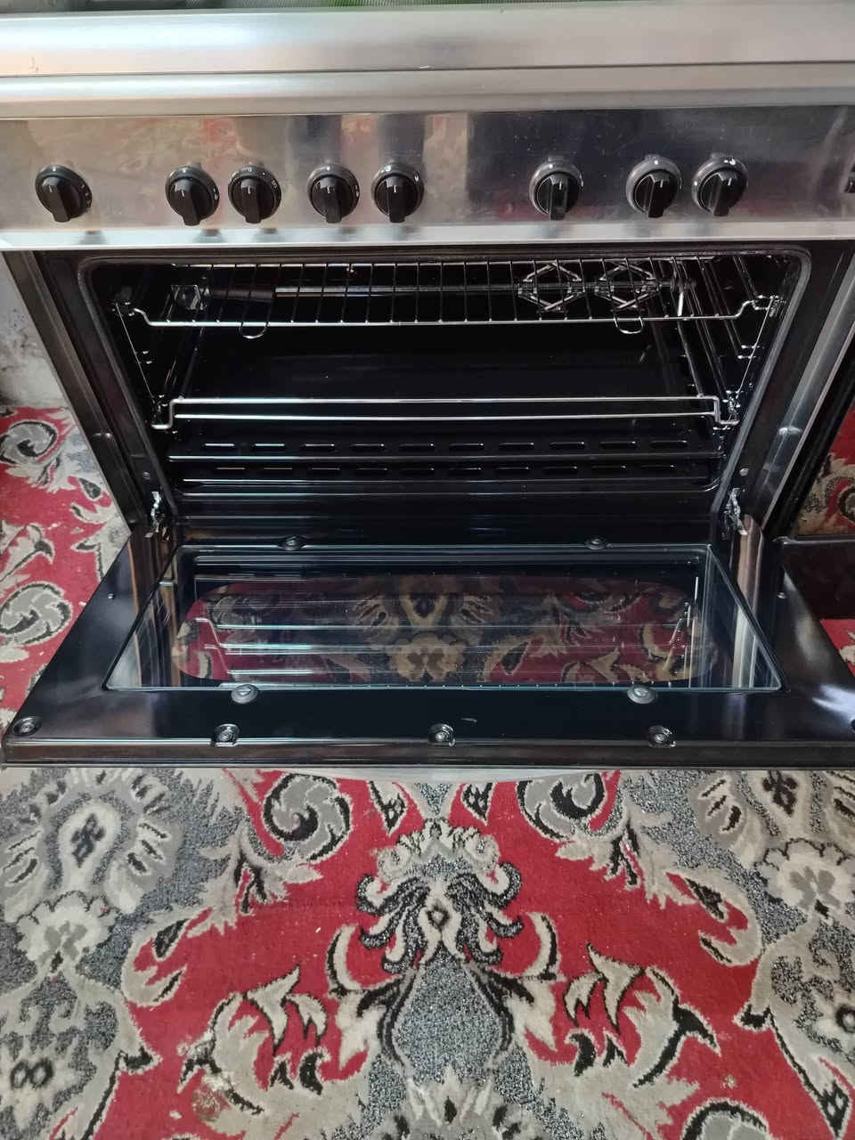 طباخ تركي • شغال نار وافران • ضمان شهر