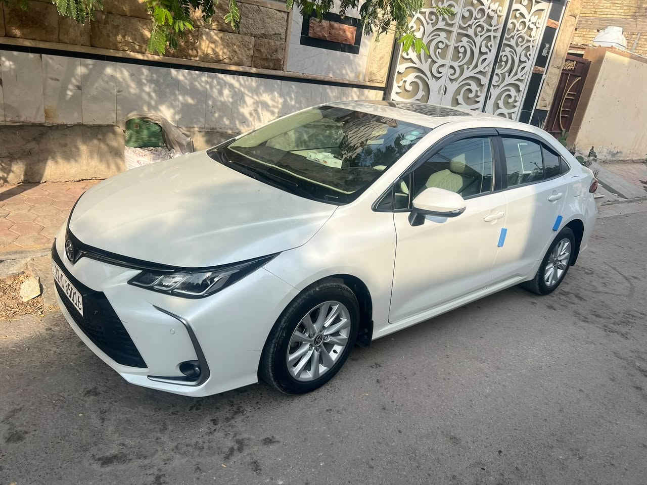 السلام عليكم
كورلا 2023 خليجي  GLI 
رقم اربيل جديد 
ساز 
بصمة 
سلايت روف 
قطعتين تبريد 
حساسات 
داخل لونين 
ويل كروم 
شاشة اصلي كامرا
فول تحكم سترين 
محرك 1800 
ماشية 35 الف مكفولة كفالة عامة 
بيها بارد بالجاملغ الايمن الامامي كلش بسيط 
السعر 165 قفل قفل قفل 
مكان السيارة كربلاء ( بيع فقط ) 
***********
