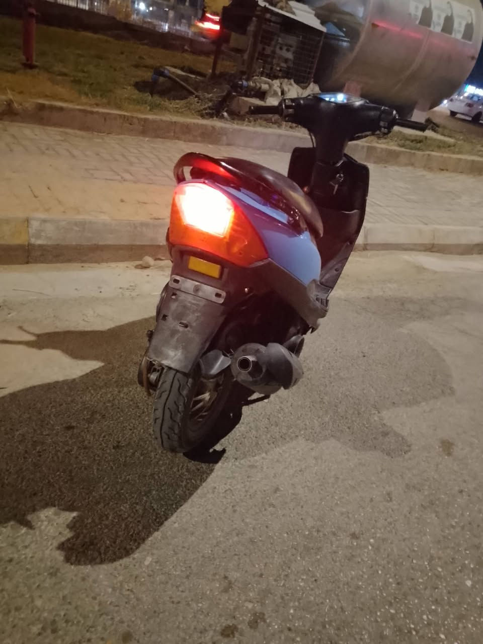 ماكس عدله البيع دراجه شغاله وكامله هندر سلف عوزها ترتيب شراي تصال*********** وتدلل السعر 425.
