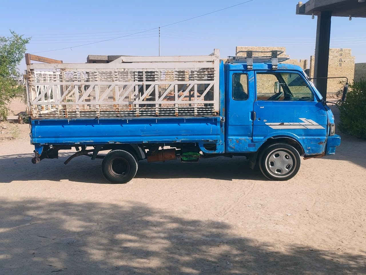 كيا بنكو موديل 94
كير محرك مرتبات
 شاصي مكفول رقم شاصي واضح
بيها خياس بل دوس
كهربايات شغالة
رقم انبار تحويل مباشر 
مكاني طريق عامرية الفلوجة 
 السعر 38 
تواصل ***********

نص مكتوب في الصور:
- انبار