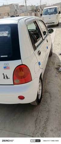 ٢٠١٣ • رقم نينوى • شاشة وكاميرا