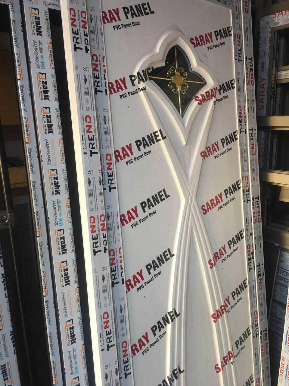 ✨ **شغل مرتب… جودة تفرق من أول نظرة** ✨

🚪 بيبان **PVC** بأحدث الموديلات
🚪 بيبان **ألمنيوم** تفصيل حسب الطلب
🪟 شبابيك ألمنيوم بمختلف التصاميم
🪜 **محجرات درج حديد وألمنيوم** بتصاميم عصرية
🔧 تفصيل + تصنيع + تركيب وتشطيب باحتراف

📍 **العنوان:** بغداد – الشعب – قرب محكمة الشعب

📞 **اتصال + واتساب:** ***********
📱 **واتساب فقط:** ***********

🔥 أسعار مناسبة وجودة نضمنها
📐 القياسات والتفصيل حسب طلب الزبون
🏠 شغلك علينا… والنتيجة تليق ببيتك

#القلعة_للحدادة_والالمنيوم
#بيبان_PVC
#بيبان_المنيوم
#شبابيك_المنيوم
#محجرات
#محجرات_درج
#حدادة
#المنيوم
#تفصيل_وتركيب
#بغداد
#الشعب
#ديكورات_عصرية
#ابواب_وشبابيك
