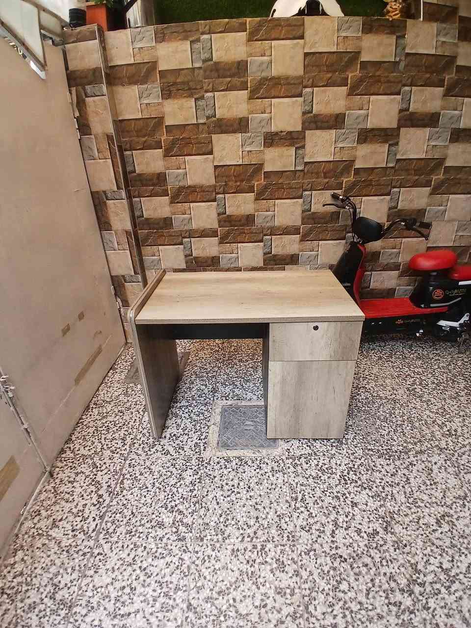 سلام عليكم
ميز وكتبه مال دراسه للبيع جداً نضيف 
الرقم والاستفسار *********** بي واتساب 
العنوان/ بغداد_الخطيب الزراعي شارع مشمشه قرب اسواق تفاحه
