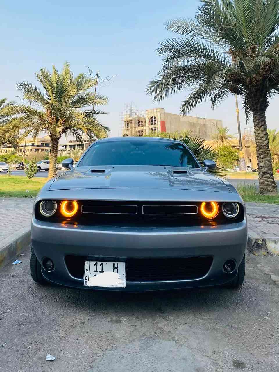 سلام عليكم للبيع جالنجر موديل ٢٠١٦ الرقم بغداد بسمي شخصياً سياره جاهزه من كلشي اي نقص مابيه 
سياره sxt 
معروفه مواصفاته  
عليه ادامه كامله كير مكينه حداديه تبريد منضومه الماي
( اي نقص ماكو ) 
اضافات بلكات ولف حماوه ريسنك فصله مفتوحه بوابات صوت تحكم داخل تغطيس كاربون 
مكان سياره كربلاء سعر ١٣٠ وبي مجال الي تعجبه بي خير ويدلل والي ما تعجبه يرفع المنشور بلكمه طيبه سياره مال جناي 
صور الحادث وسونار بل منشور الضرر بنيد فقط بدون داخل بدون ارباك ماشيه ٩٦ حقيقي 
*********** اتصال
