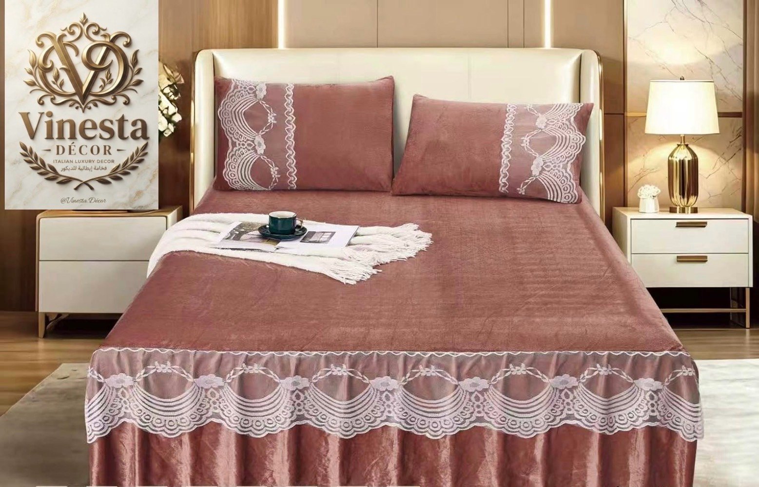مخمل ناعم • فرشة 180×200 • دانتيل