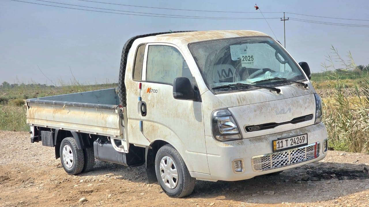 سلام عليكم كيا للبيع موديل 2025 زيرو ماشيه 4000 حقيقي رقم بغداد انكليزي بسمي شخصين المكان واسط صويره رقم الهاتف ***********
