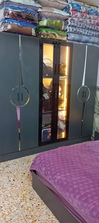 غرفه نوم  تركيه نضافه ١٠٠% 5قطع المكان بغداد الجديده   للتصال 07727916...