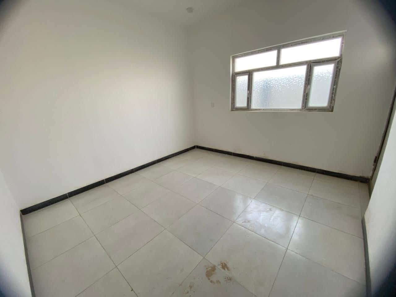 السلام عليكم بيت مجمع الوفاء السكني  بلوك B  مساحه ١٢٠ متر موقع على شارع  جاهز للسكن واصل كل فلوس الشركة للبيع نقد ما مطلوب البيت السعر ١٢٠ مليون 
***********
