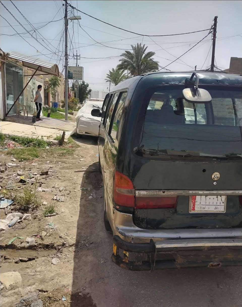 سلام عليكم للبيع كيه برجو مديل 96 سيره بلديه مكينه300 وكير وكسن مكفولات سنوه لل 28 السعر 48 مجال حك الجيه مكان النجف ***********
