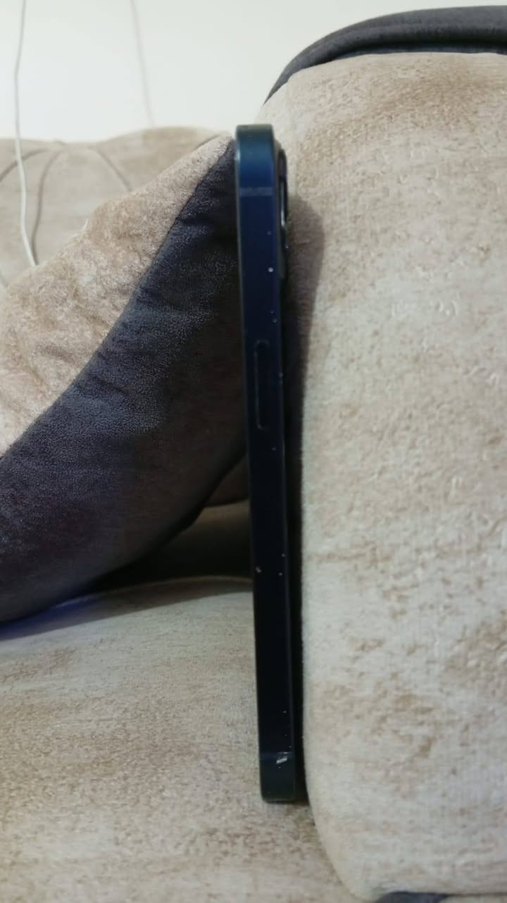 اسلام عليكم ايفون 13عادي دبل شريحه ذاكره 128بطاريه 76 وتر مكفول كفاله عامه 
السعر 425وبي مجال بسيط 
المكان بغداد
الرقم ***********
