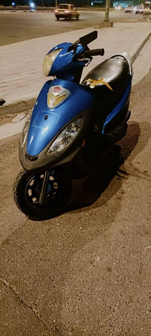 السلام عليكم الدراجه للبيع كامكو فيتو موديل ٢٠١٦ محرك ١٥٠ دراجه نظيفه محرك كفاله عامه كهربائيات كلها شغاله السعر900 بيا مجال بسيط العنوان كربلاء الشبانات الشراي يتصل على هذا الرقم*********** ملاحظه ما متواجد بالفيس هواي
