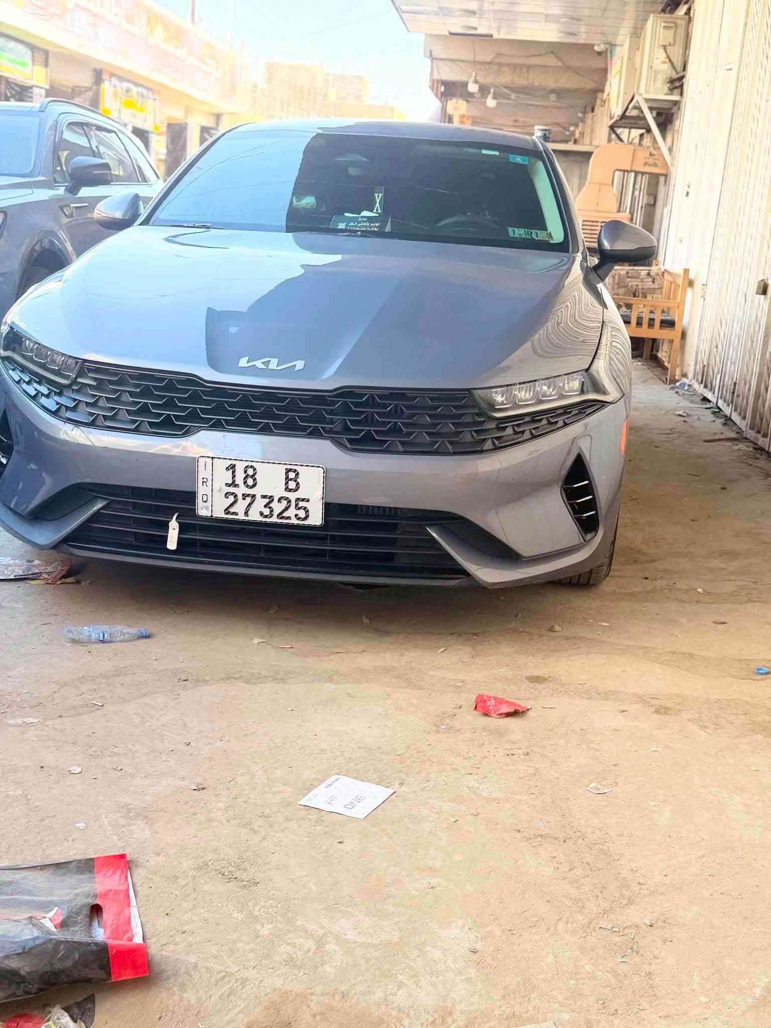 سلام عليكم كي فايف موديل ٢٣امريكيه بدون صبغ بارد باب ورا صدر فقط بيع أو مراوس باقل منها  مكان حله باب الحسين سعر ١٨٥وبيها مجال شراي يتصل ***********
