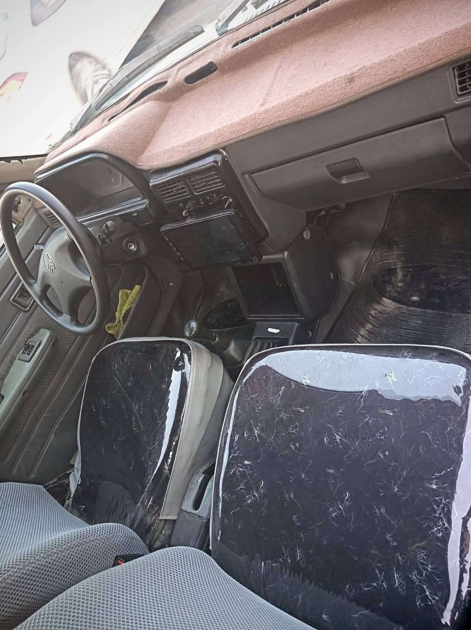 السلام عليكم من رخصة لادمن سياره سايبه موديل ٢٠١٠ سياره نضيفه حيل كفاله عامه من كشر مكينه كير سياره احله من الصور تبريد ثلج❄️ دوشمه جديده مصفره غرامات هزه جديده مكان السياره بغداد رايده ب٤٠ وبيه مجال سياره مال جناي أمانة الله الشراي يتصل على الرقم:***********
