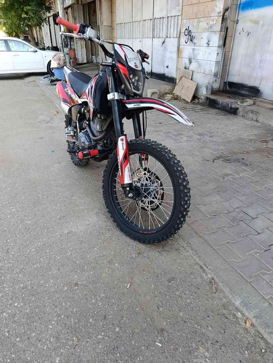 CRX-AKR • ٣٠٠ • ٤ت