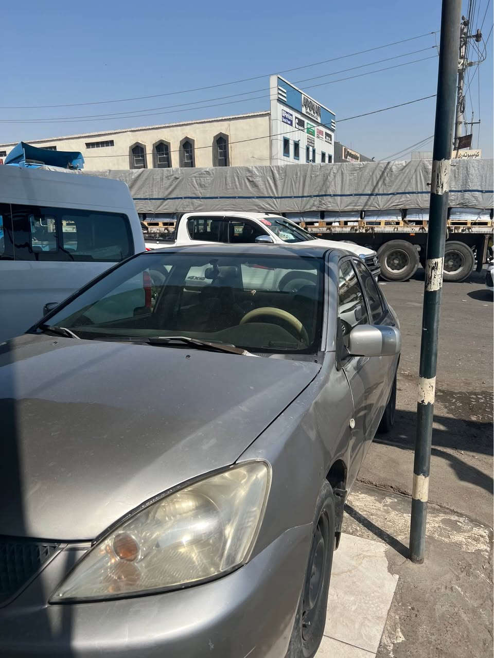 لانسەر ٢٠٠٧سبوغ عام لۆ جوانی تەحول براوە بە شەرت پێشو پشتی جەمپەکی خەفیفی هەیە سەنەوی بەسەر چوە گێر تۆماتیک گێر تەبردید بە بە شەرت مەکینە کەمەک دوکەلی هەیە***********ژمارە تەلەفۆن ٥٩ وەرقە و مەجال أربيل, العراق
