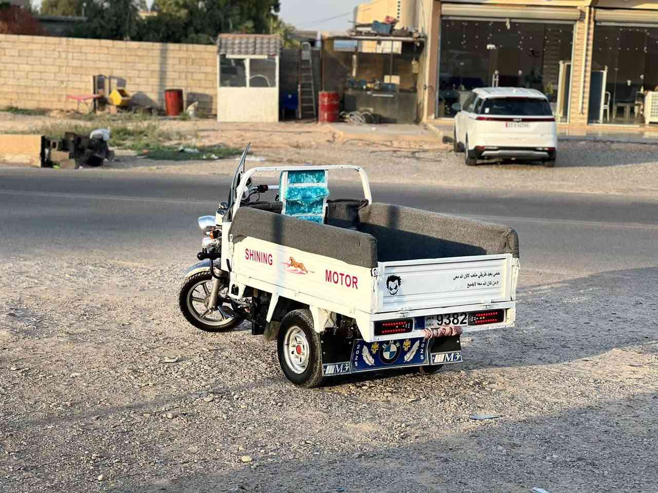 لحسلام عليكم شباب من رخصت مدير الكروب ستوته ام الطير مكفوله كفاله عامه من تاير لتاير من يم من زنجار من خياس موديل 2021محرك 2026كهربائيات كله شقاله نكره سلف برقي ما بيه نقص كبل للشارع تخم تاير خاص ما متواجد الرقم اتصل ***********+لمو شراي لا يتصل
