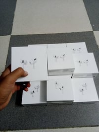 ايربود • جديد • ١٥قطعة