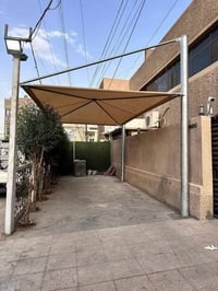 مظلات هرمية • حماية السيارة • ضمان ٥ سنوات
