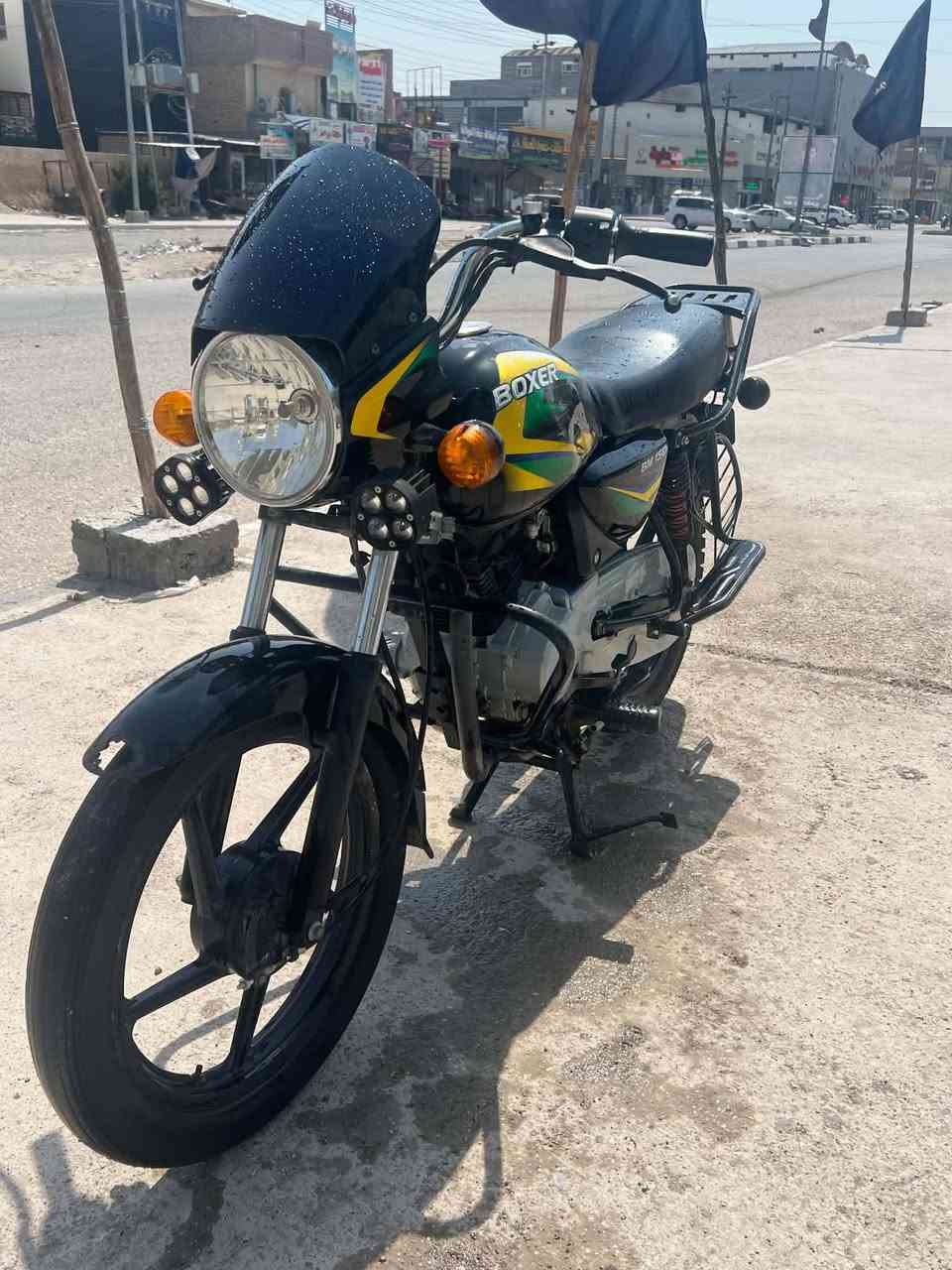 بوكسر موديل 19 اوراق اصولي كلها بلاديه سعر 900 وبيها مجال شراي اتصال على الرقم/(***********)
