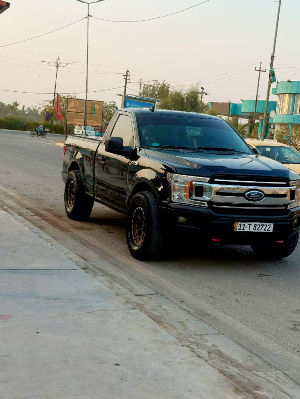 للبيع f150
بتره   بدي قصير  موديل 2019
سياره فول موصفات ١/١ فور ويل 
   تعديل  سياره حلو من كل نواحي
 سياره ماشيه 60الف كيلو  يعني جديده 
 مكينه6v المرغوب بدون تيربو      
 قطعه مرتبه. سعره مناسب 
  حادثه قطعتين جامرلوغ ونص بنيد فقط
  للبيع او مراوس شي نظيف مرتب   
للتصال***********  
***********
